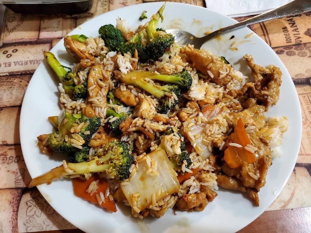 Main Moon Restaurant